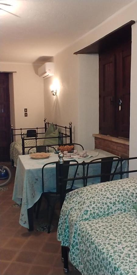 פיומפרדו די סיציליה Villa Diana חדר תמונה